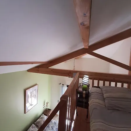 Le Grand Noyer Bed and breakfast Ambronay