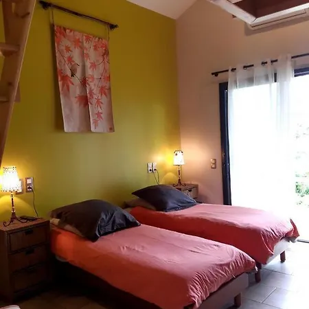 Le Grand Noyer Bed and breakfast Ambronay