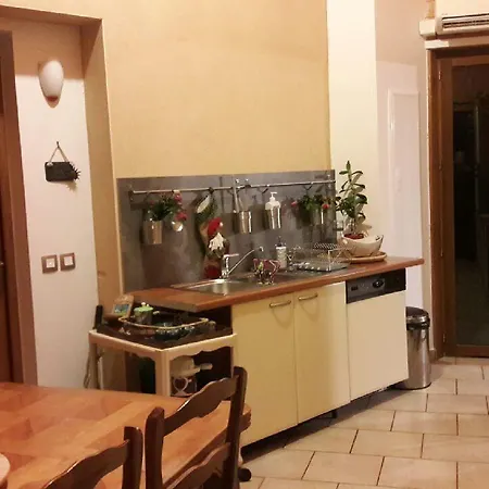 Bed & Breakfast Le Grand Noyer Ambronay