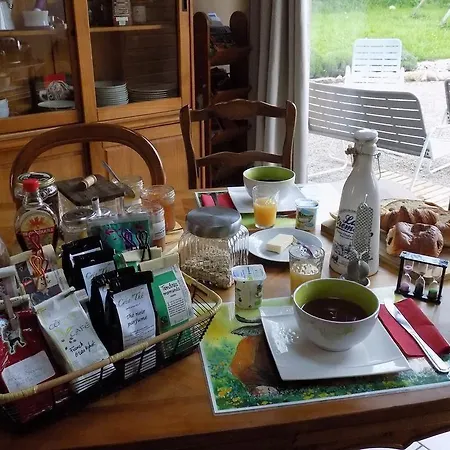 Le Grand Noyer Bed & Breakfast 3*