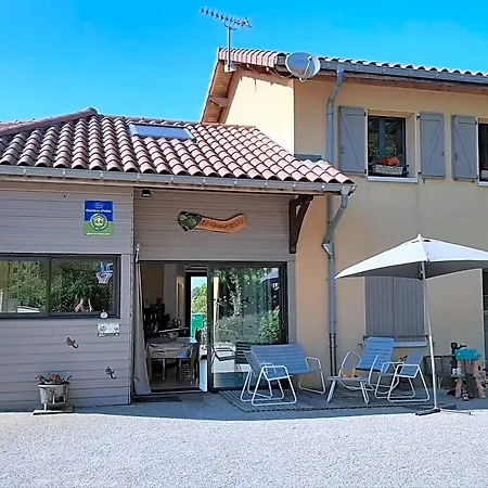 Le Grand Noyer Bed & Breakfast Ambronay