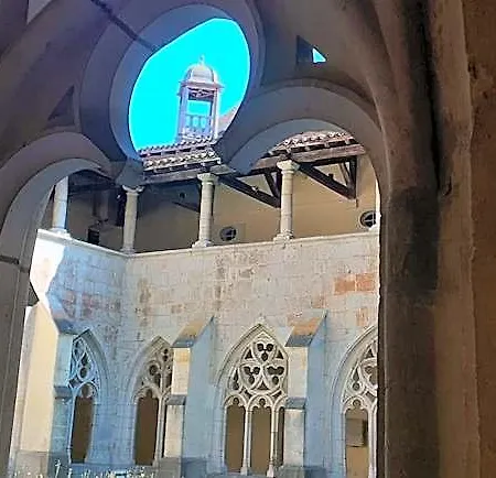 Le Grand Noyer Bed & Breakfast Ambronay