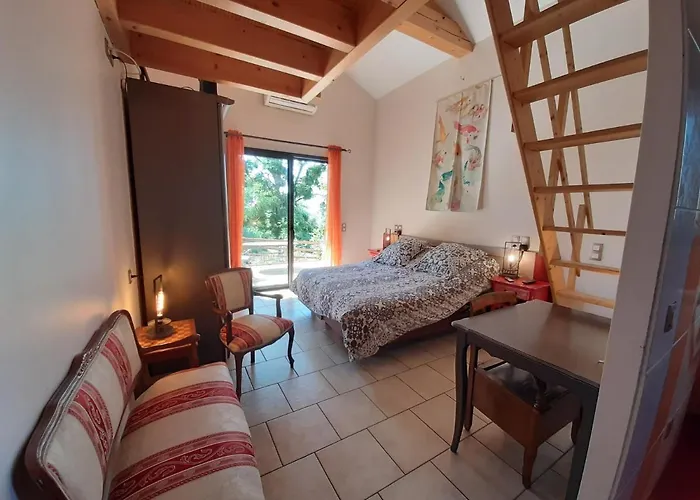 Couette-café Le Grand Noyer Ambronay